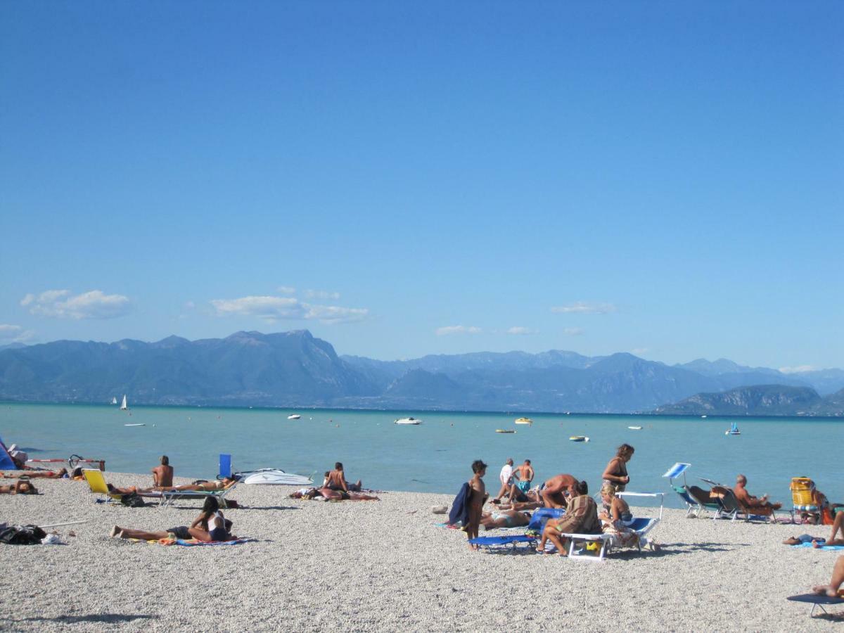 Appartamento La Madonnina Di Cathy Peschiera del Garda Buitenkant foto